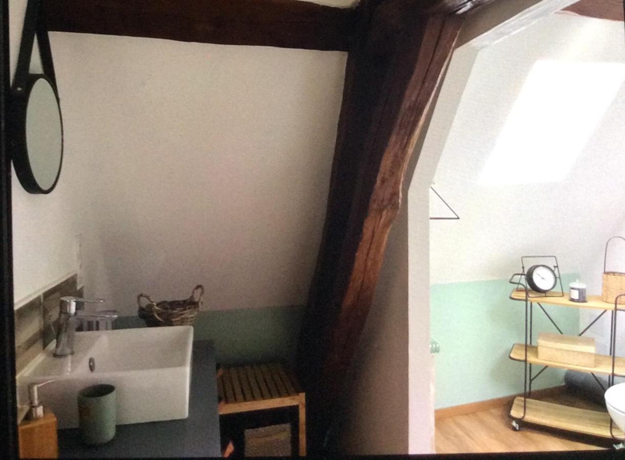 Maison Cosy En Plein Centre Ville Semur-en-Auxois Exteriör bild