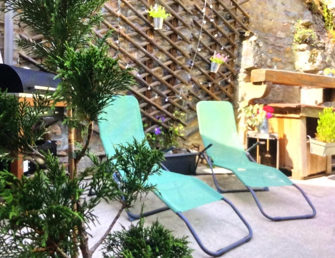 Maison Cosy En Plein Centre Ville Semur-en-Auxois Exteriör bild